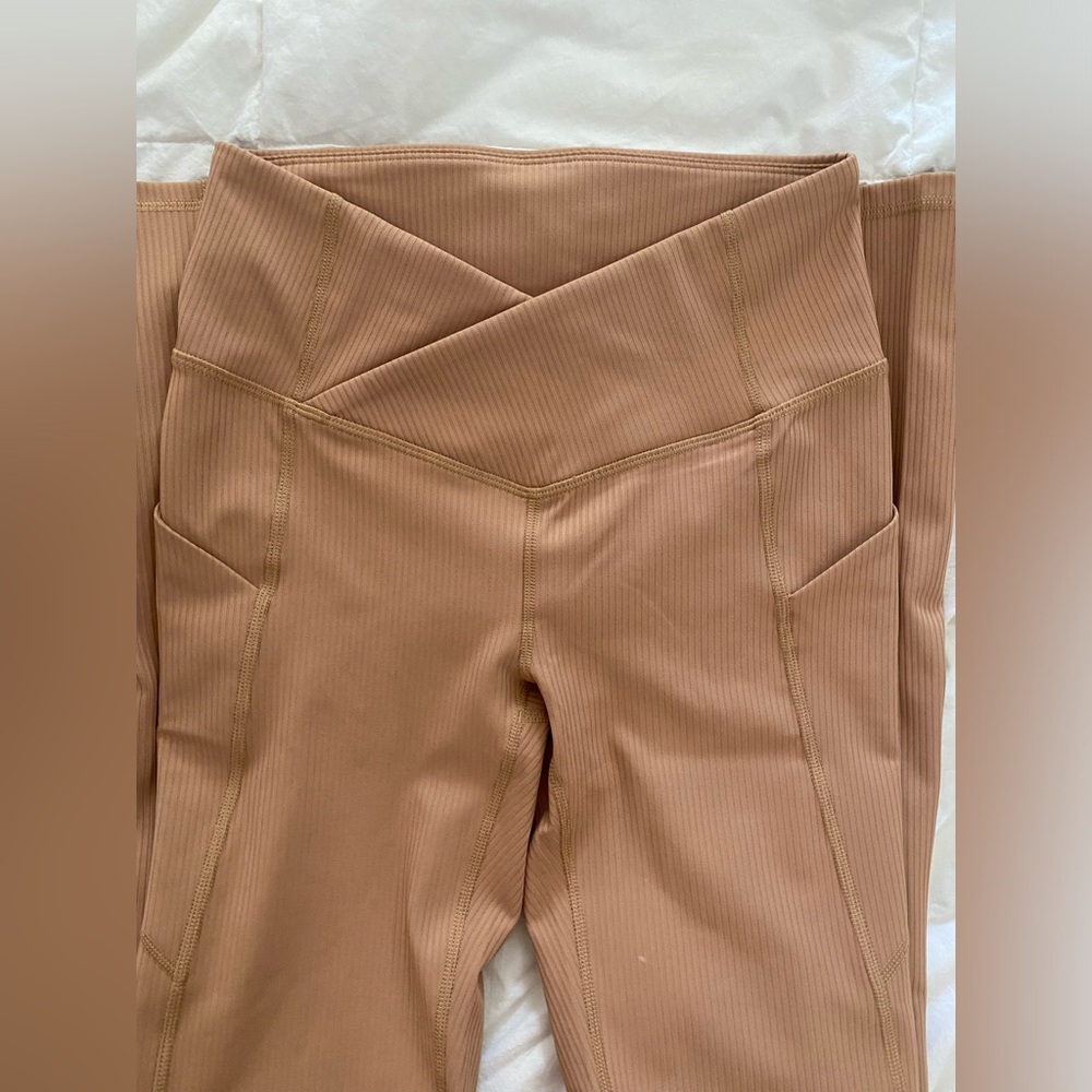 Fabletics Outfit Nwot - image 5